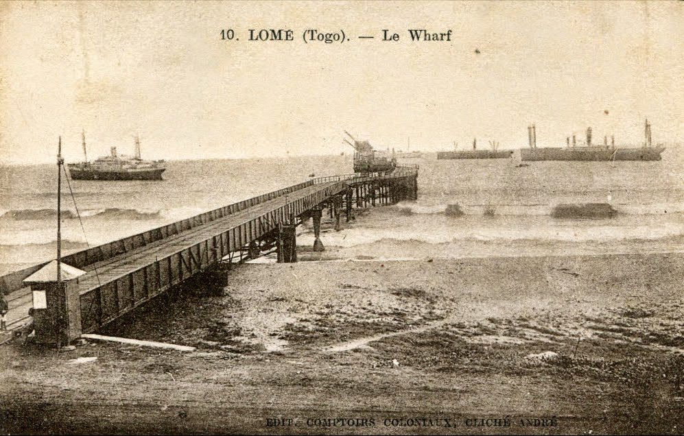 Picture of Lome wharf in 1910